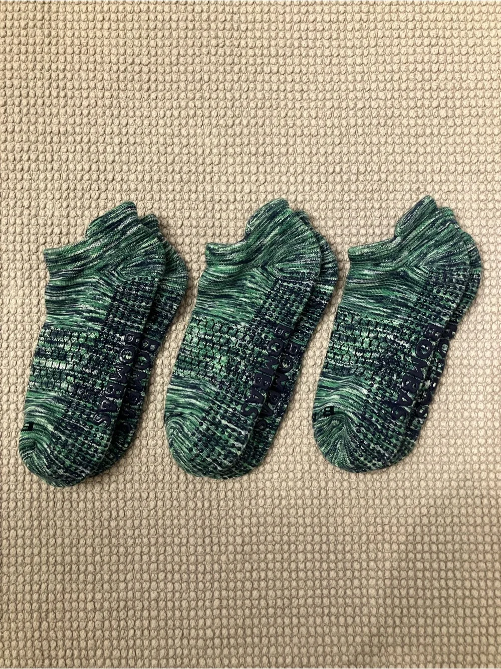 Bombas Green Marled Ankle Athletic Socks with Grip 3 pairs bundle